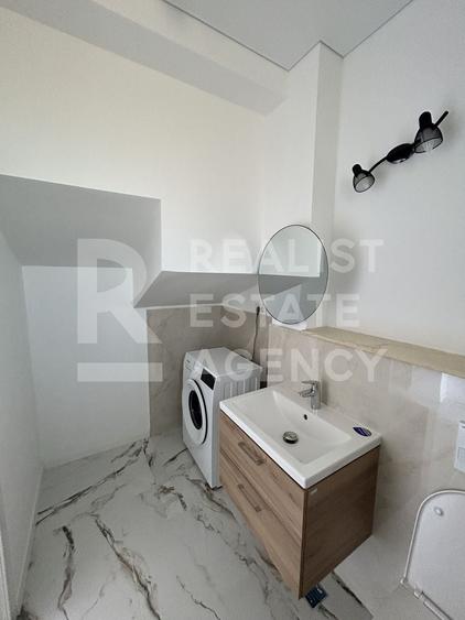 Casă individuală cu 4 camere cu Canalizare în Exterior Nord