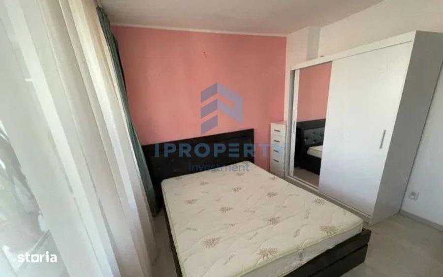 Apartament cu 3 camere, mobilat în Tei