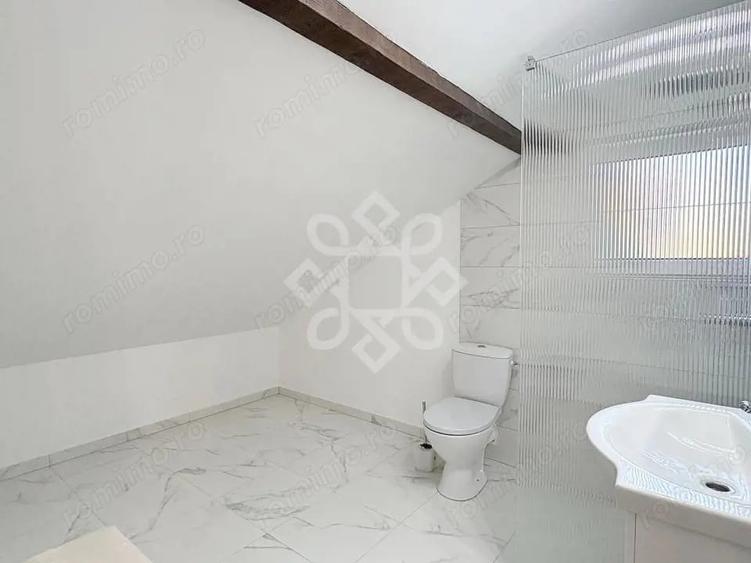 Apartament cu 3 camere decomandat în Centura