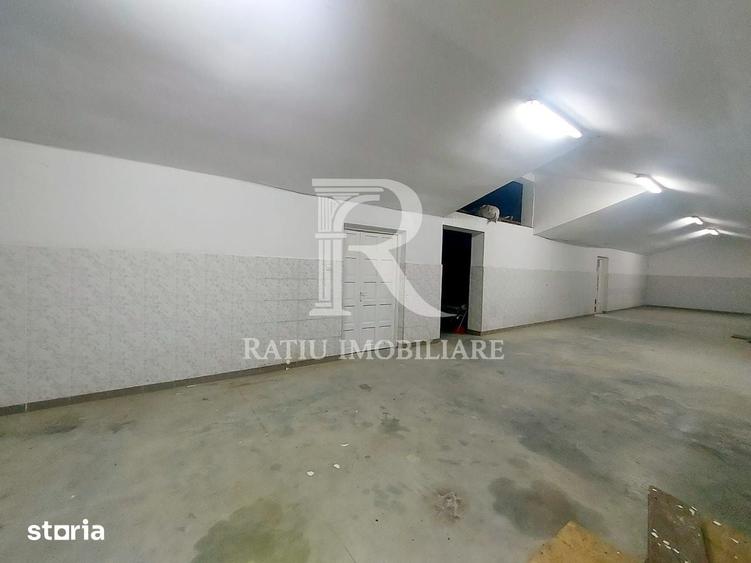 Spațiu comercial, de 850 mp, în Borș