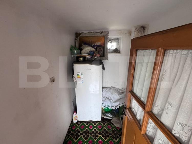 Casă individuală cu 5 camere cu Teren 2300 Mp în Exterior Sud