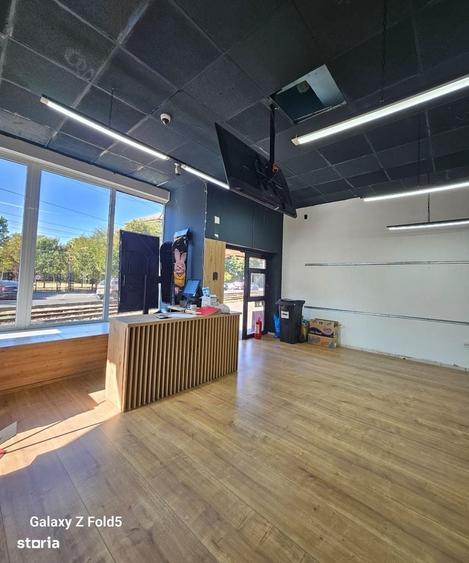 Spațiu comercial, de 140 mp, în Rogerius