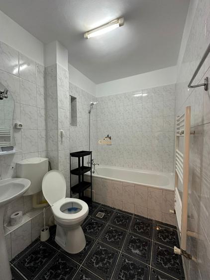 Apartament cu 2 camere semidecomandat, mobilat în Gheorgheni