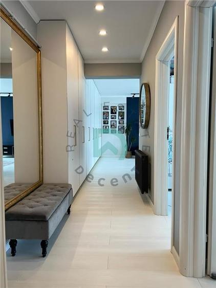 Apartament cu 3 camere decomandat, mobilat în Lazaret