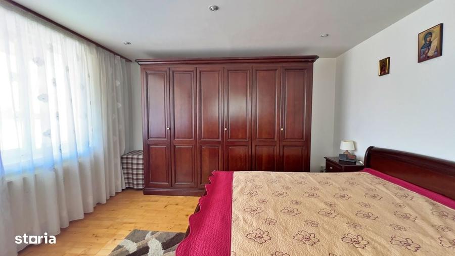 Casă cu 4 camere în Ultracentral