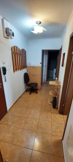 Apartament cu 2 camere decomandat în Berceni