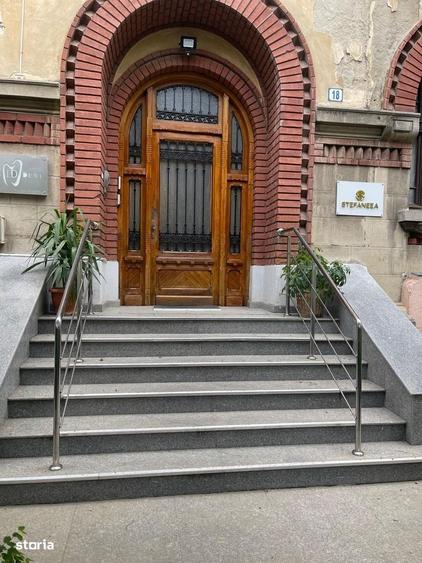 Apartament cu 2 camere, mobilat în Capitale