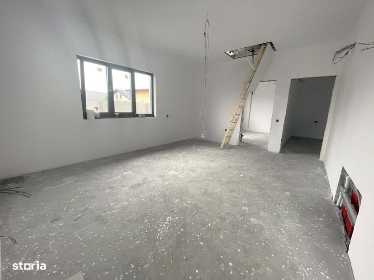 Casă cu 3 camere în Central