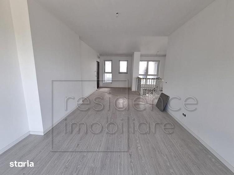 Apartament cu 4 camere decomandat în Gruia