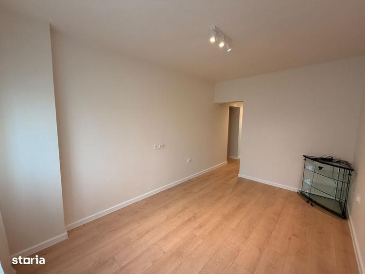 Apartament cu 4 camere în Aviatorilor