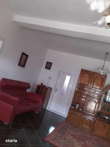 Casă cu 4 camere cu Teren 220 Mp în Buteni