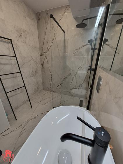 Apartament cu 3 camere semidecomandat, mobilat în Herăstrău