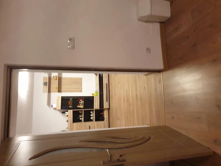 Casă cu 4 camere cu Teren 1200 Mp în Central