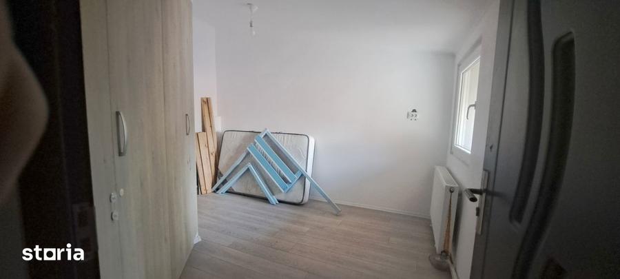 Sector 2, Soseaua Stefan cel Mare, casa la curte P+M - 11