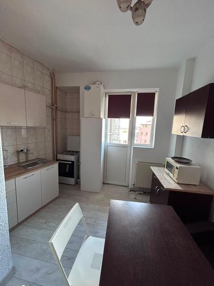 Apartament cu 2 camere circular în Universitate