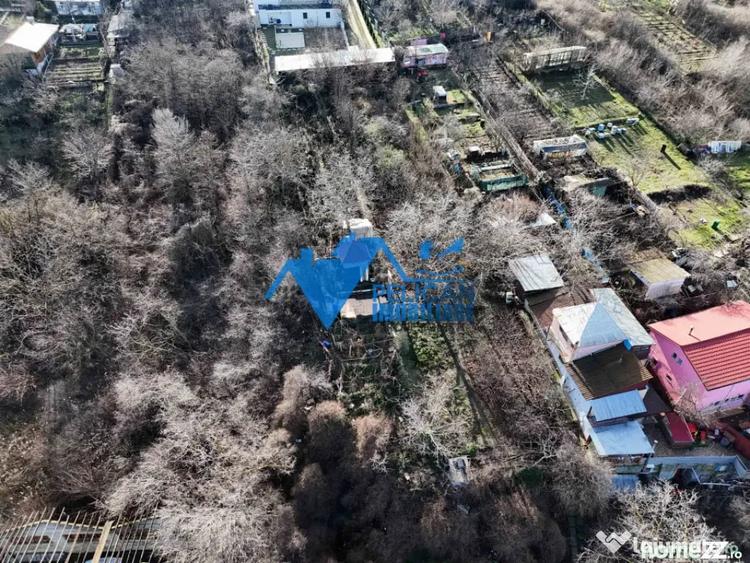 Teren de 550 mp, în Central