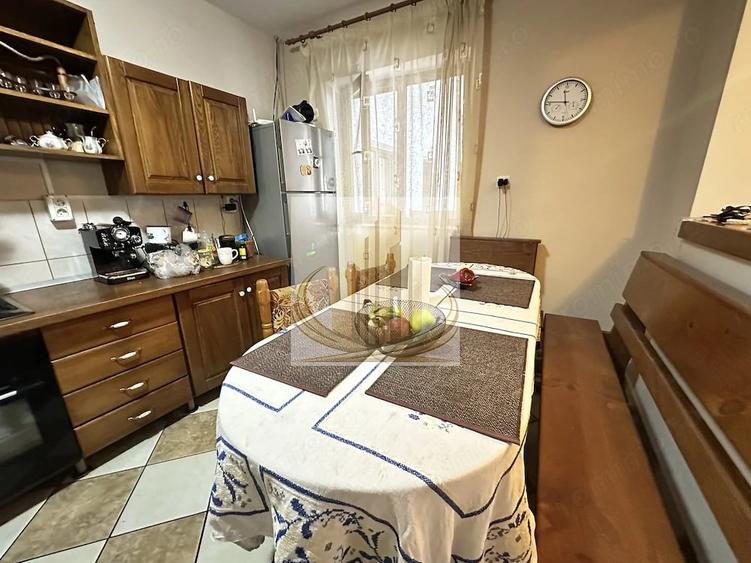 Casă cu 4 camere cu Teren 1000 Mp în Dofteana
