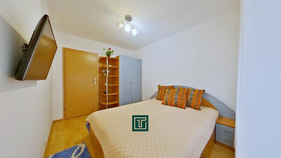 Apartament cu 3 camere de vânzare în cartierul Aurel Vlaicu, Arad - 1