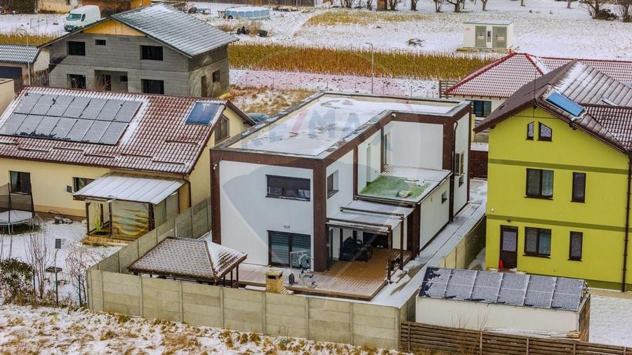 Casă premium în Stupini – finisaje de lux, complet mobilată - 2