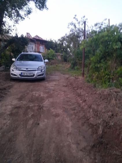 Casa din caramida. locuibila. Ocnita, jud.Dambovita. - 2