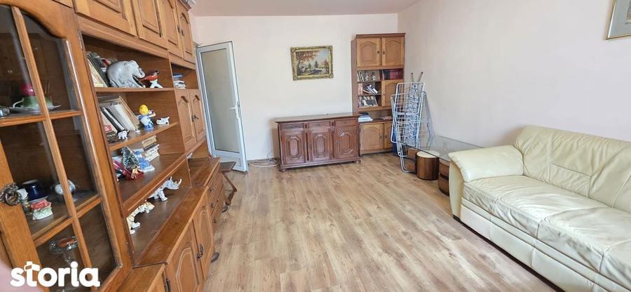 Gara - Abator 2 camere decomandate mobilat utilat gaze Pret 450 Euro - 13