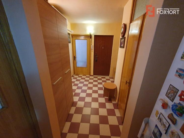Apartament cu 2 camere decomandat, etaj 1, zona Girocului - 8