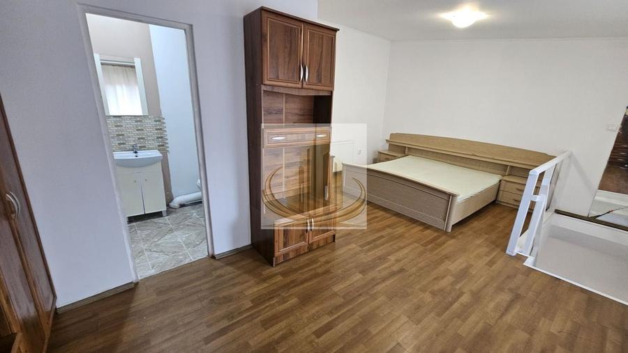 Apartament cu 2 camere de vânzare  la casa in curte comuna - 2