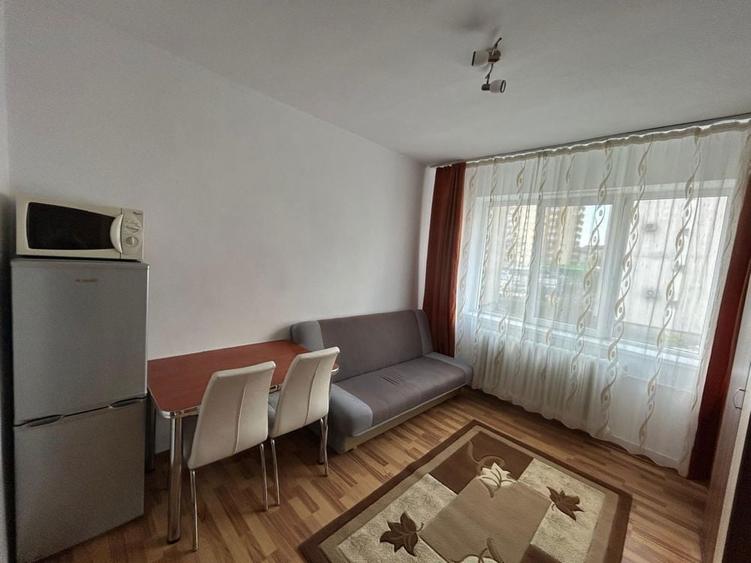 Garsoniera renovata, costuri mici- zona HAN - 4