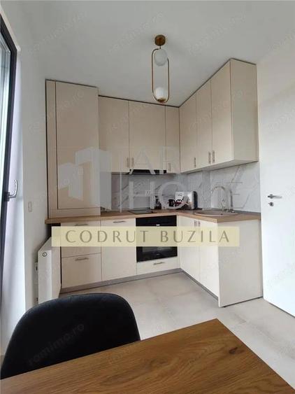 Inchiriere garsoniera de lux, parcare privata, zona Cartier Albert - 2