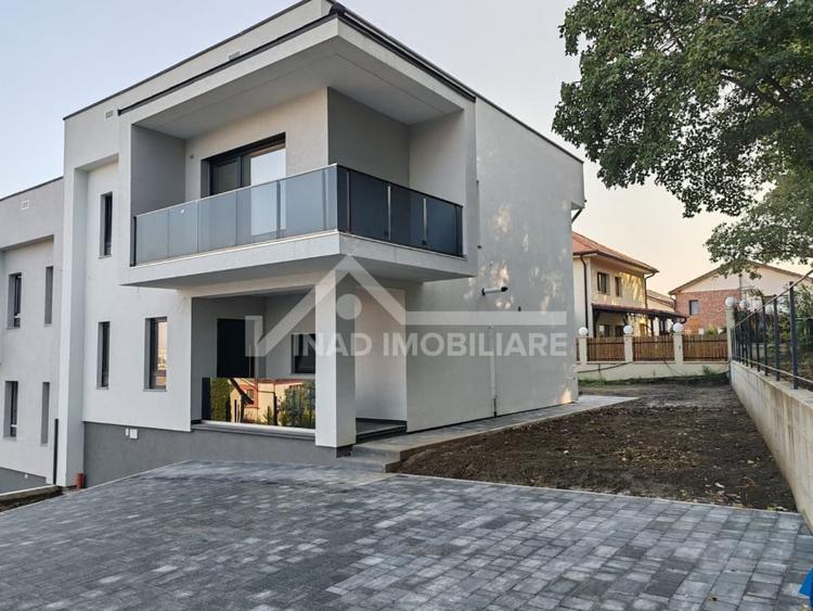Duplex de vanzare 120mp utili, teren 375mp, curte pavata, semifinisat. - 1