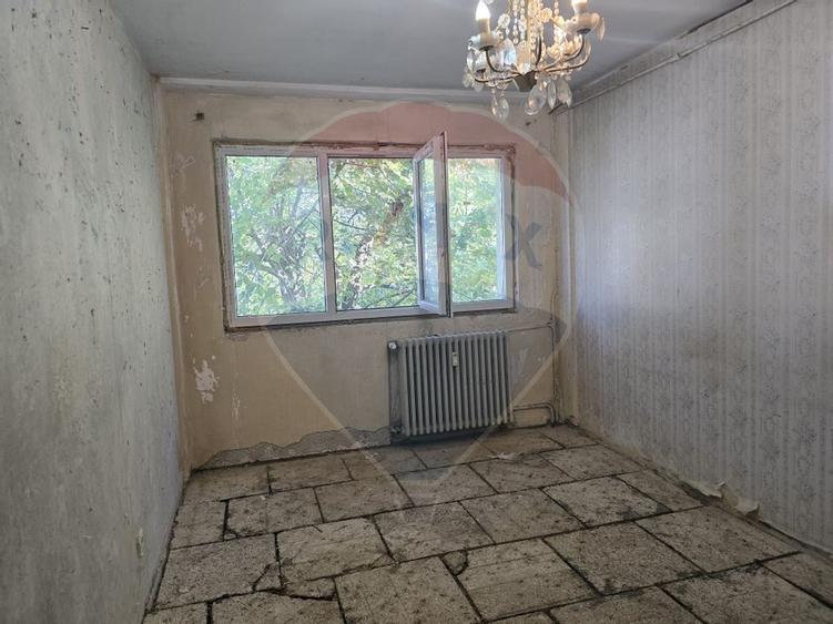 DE VANZARE Apartament cu 3 camere în zona Titan - 20