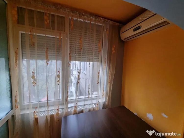 Soveja eden-apartament 4 camere decomandat etaj 1 - 2