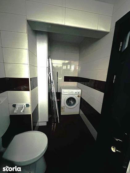 Apartament cu 3 camere ,et 1 zona Centrala - 5