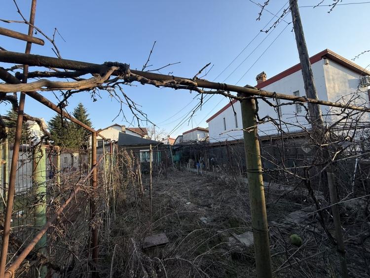 Casa demolabila/renovabila langa Lacul Grivita - 5