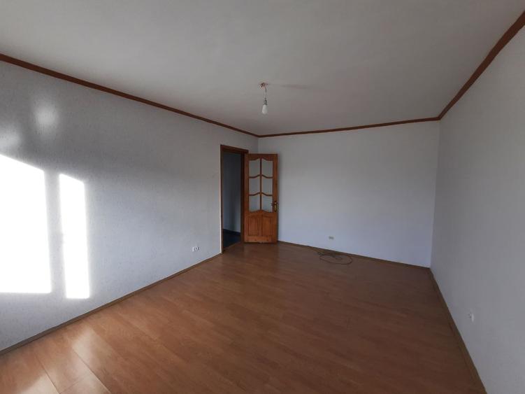 De vanzare ap 2 cam , decomandat, zona Calea Romanului, Aurorei, Cod 156883 - 1