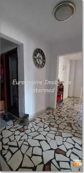 De vanzare apartament cu 3 camere, Constanta   zona ICIL - 2