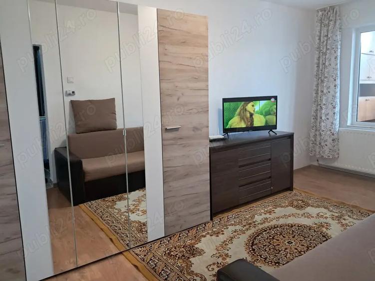 Inchiriez apartament cu o camera, termen scurt - 3