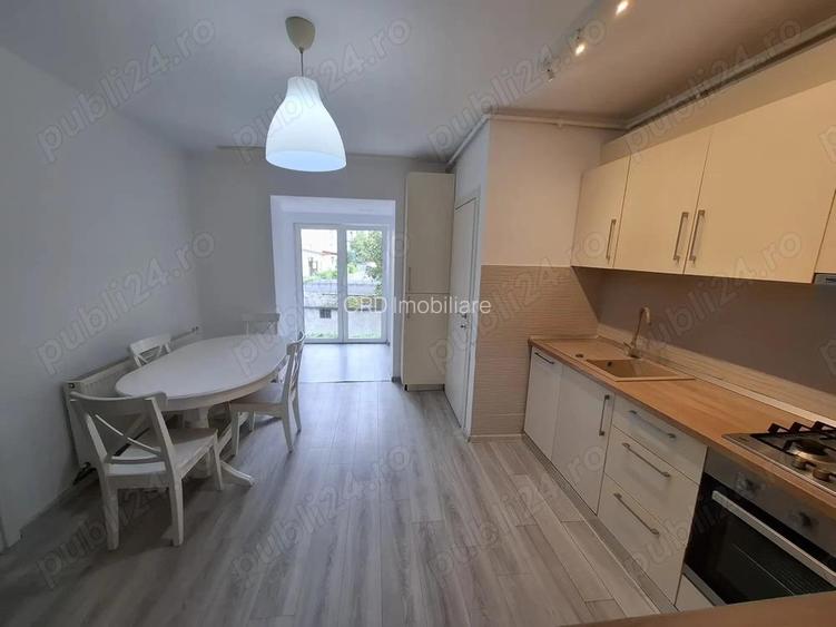 Zona str. Hortensiei ap. cu 2 camere, situat in bloc tip vila, etaj 1