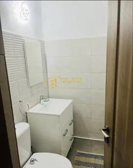 Apartament 3 camere decomandat in Tg Cucu - Podul de Fier - 8