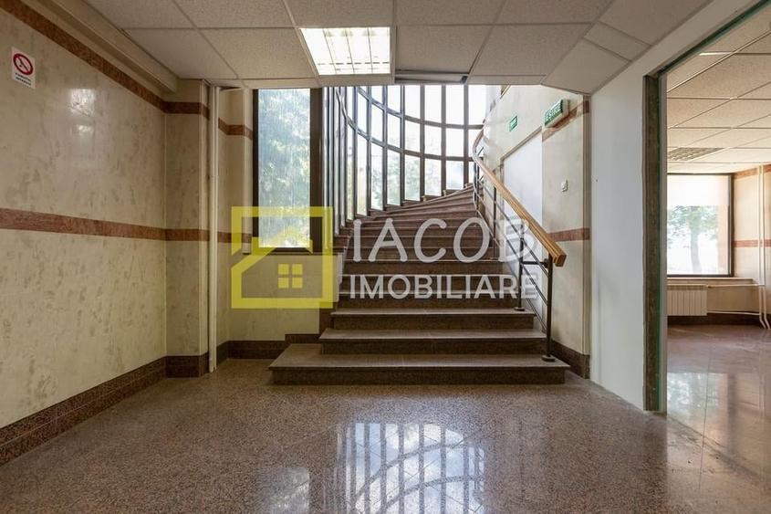 Spatiu comercial P+1, Buhusi, central, jud Bacau - 6
