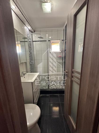 Apartament 3 camere,  zona Boul Rosu - 6