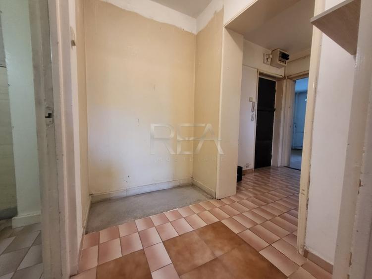 4 camere spatios - Nicolae Grigorescu - 1