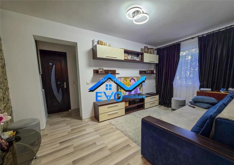 Apartament cu 2 camere , etaj intermediar , zona Podu Ros -I