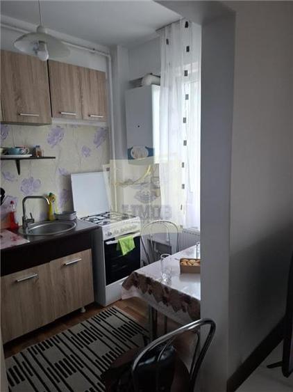 Garsoniera cu balcon boxa si parcare etaj 2 Turnisor - 3