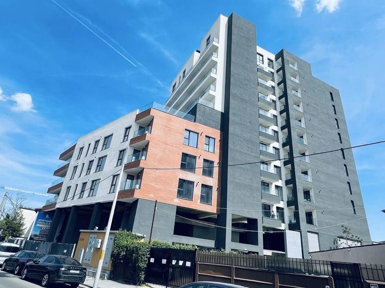 Studio LUX 38mp - Heliade 12 OBOR - bloc 2026 - nou si in garantie - 1