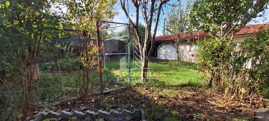 Apartament  2 camere la curte comuna zona intim - 17