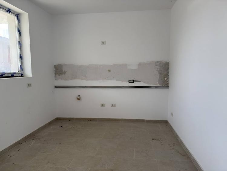 Vila 6 camere la alb - 4