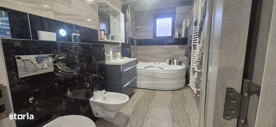 Sacalaseni, casa finisata, 7 ari teren - 10