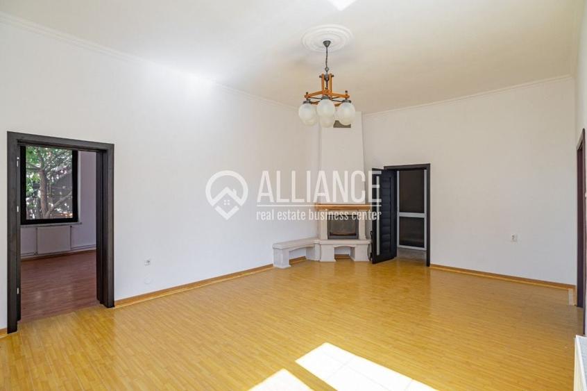 UNIVERSITATE/BD MAMAIA (COD04)-Vila interbelica P+1-Constanta - 2