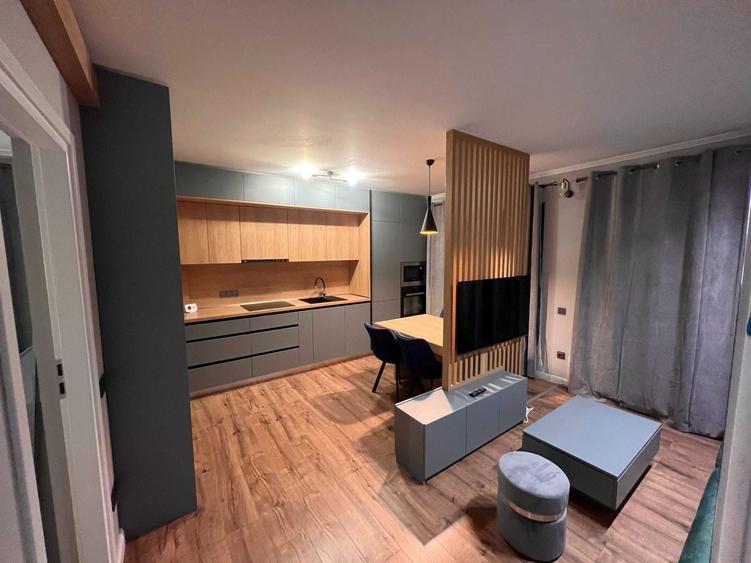 Se ofera spre inchiriere 2 camere - lux - loc de parcare inclus - 1